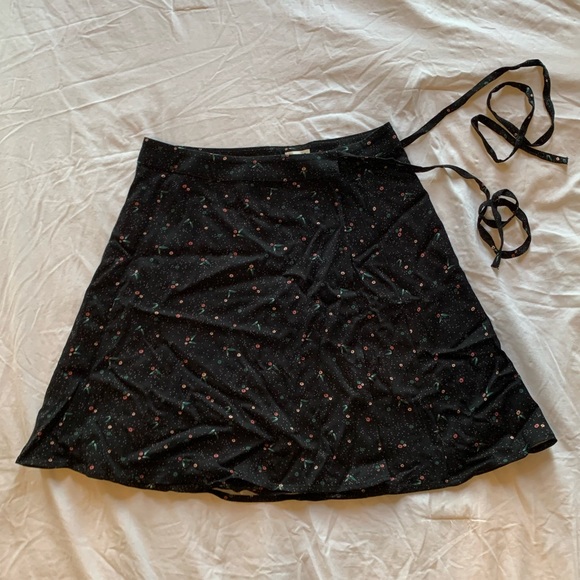 Rachel Eco Mini Twill Wrap Skirt, NWOT - Picture 7 of 8